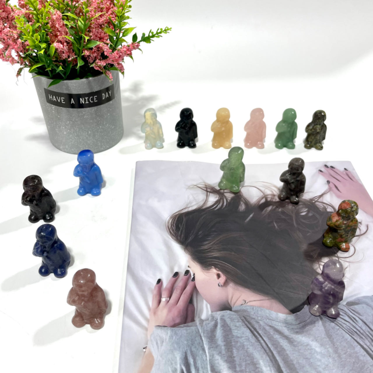 3 Counts Halloween Knife-wielding Ghost Crystal Carving Healing Crystal Gem Reiki Healing Home Decor Crystal Jewelry Shop Pretty Crystals From IG Crystal