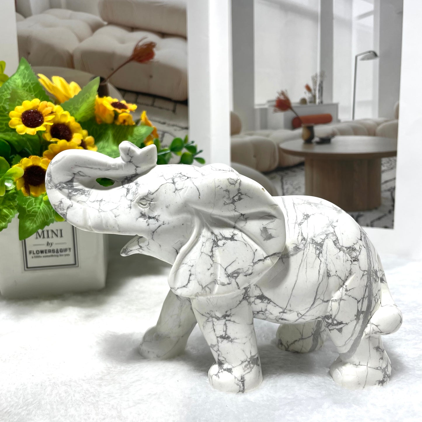 1 Count White Turquoise Animals Carving Bear Elephant Dog Fish Frog Carvings Healing Stones Natural Stone Chakra Balancing Reiki Home Office Decor From IG Crystal