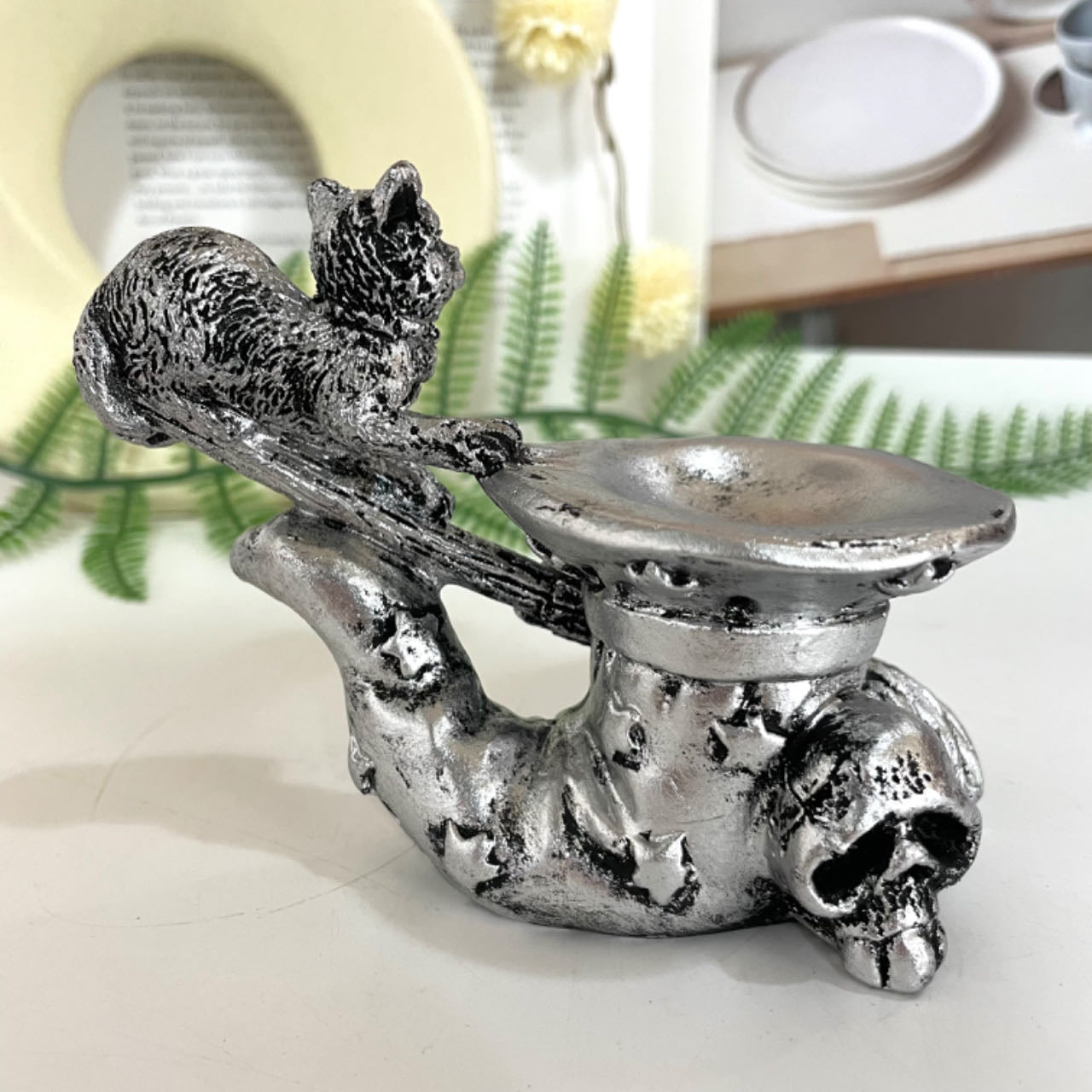 2PCS Broom Cat Stand Silver Healing Stone Home Decoration For Crystal Ball From IG Crystal
