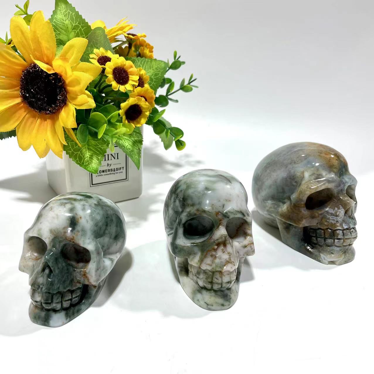 1 Count Moss Agate Skull Crystal Carving Natural Stone Gem Mining Chakra Balancing Reiki Healing Crystal Mystery Crystal Display Crystal Shopping Online Home Office Decor From IG Crystal