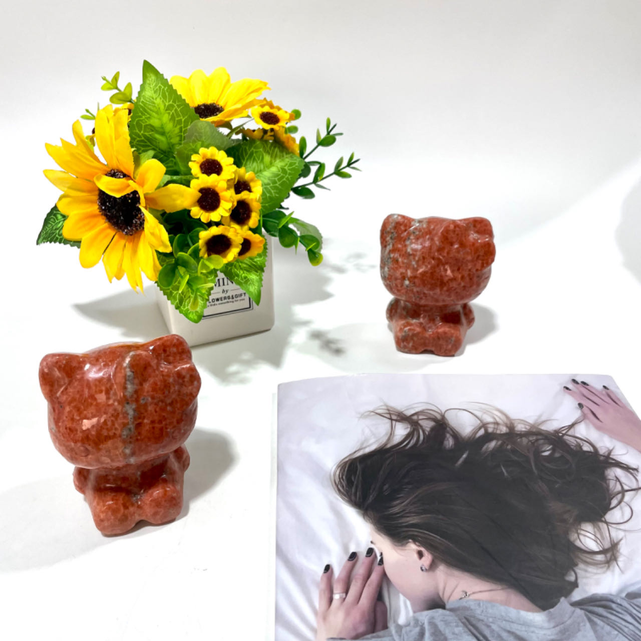 1 Count Sunstone HK Crystal Carving Natural Stone Gem Mining Chakra Balancing Reiki Healing Crystal Mystery Crystal Display Crystal Shopping Online Home Office Decor From IG Crystal