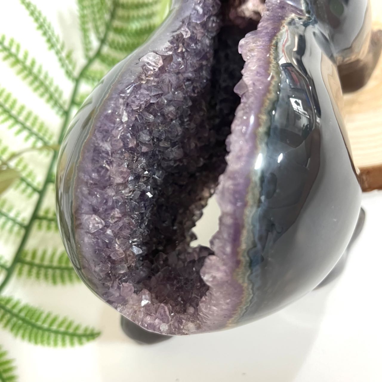 High Quality Hand-Carved Natural Crystal Bear Statue Amethyst From IG Crystal