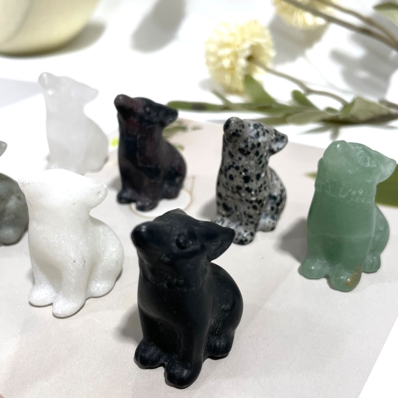 5 Counts Different Materials Small Wolf Crystal Clear Quartz Rose Quartz Green Aventurine Yooperlite Black Obsidian Red Que Sera Healing Crystal Home Decoration From IG Crystal