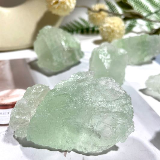 500g Green Fluorite Crystal Stone for Tumbling Cabbing Decoration Polishing Quartz Ore Crystals Stone Ornaments Home Decor Gift From IG Crystal