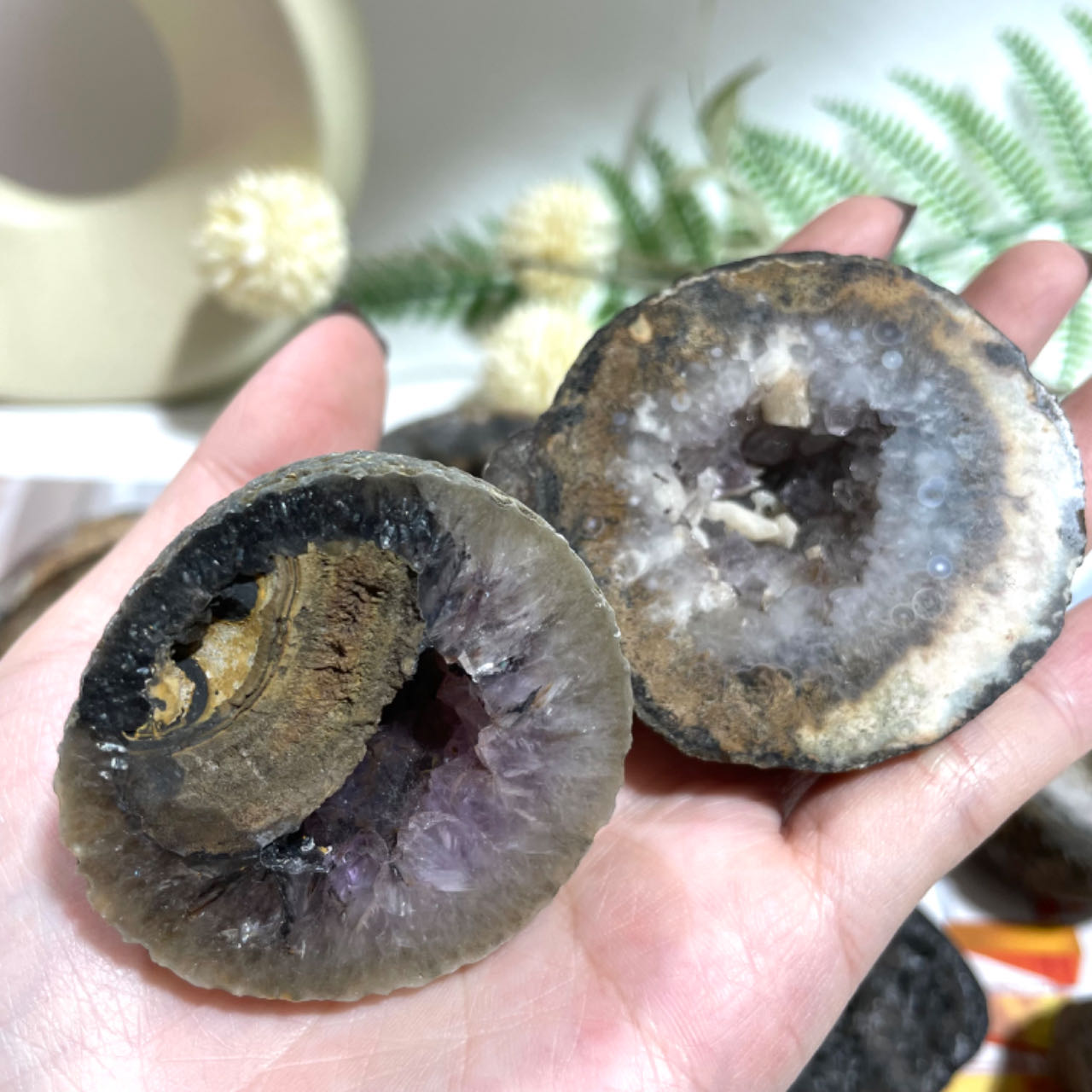 3~5 Counts Natural Stone Crystal Crafts Gift Crystal Druzy Agate Geode Raw Stone For home decor From IG Crystal