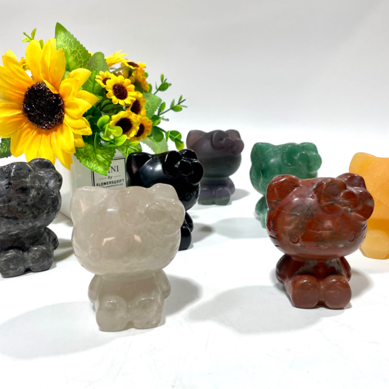 2 Counts 7.5CM Height Different Materials Hello Kitty Crystal Carvings Healing Crystal Gem Reiki Healing Home Decor Crystal Jewelry Shop Pretty Crystals From IG Crystal
