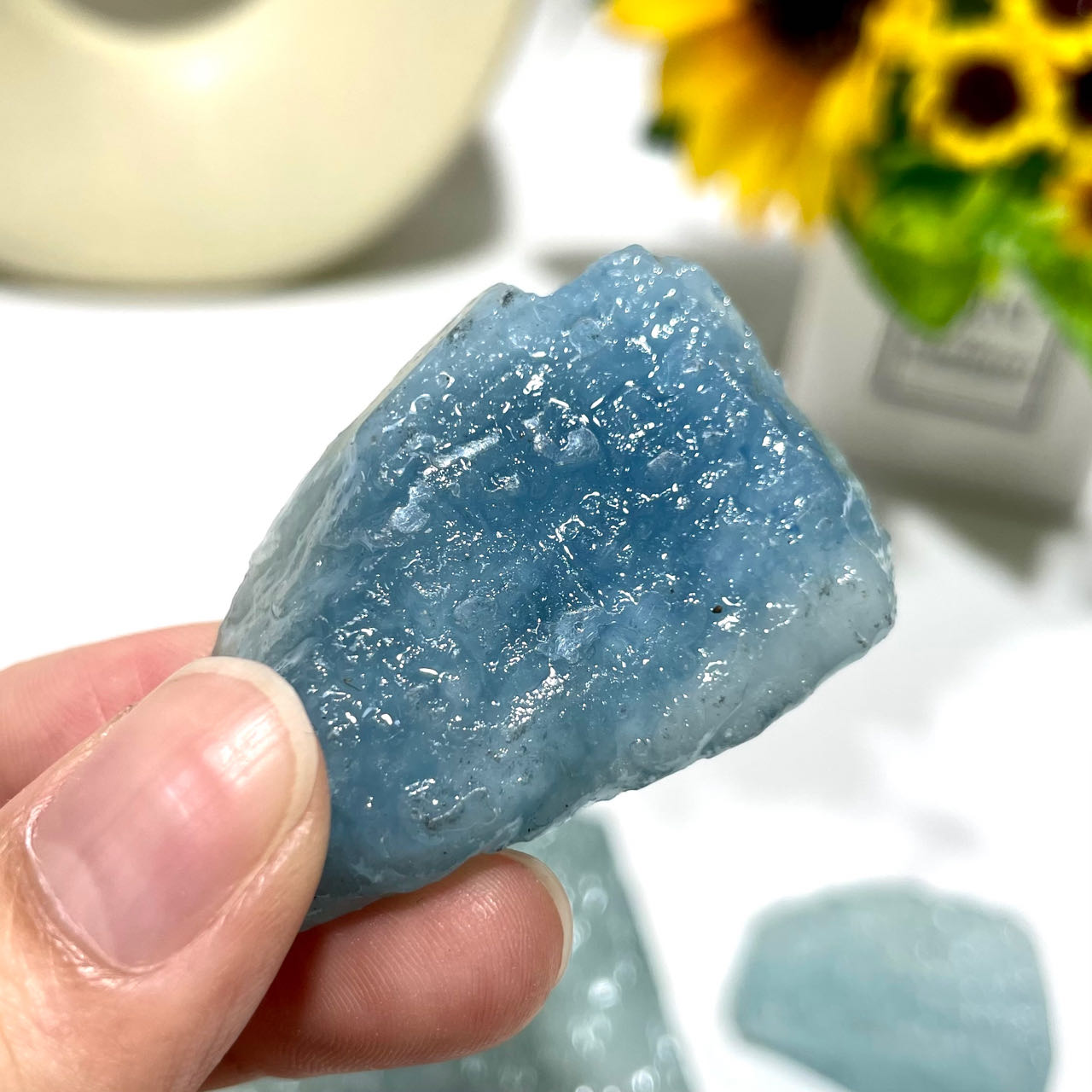 2~4 Counts 100g Natural Aquamarine Chunks Raw Rough Stone For Cabochon Reiki Crytsal Healing Home decor Jewelry Card Natural Crystals Healing Stones Crystal Jewelry Shop Pretty Crystals From IG Crystal