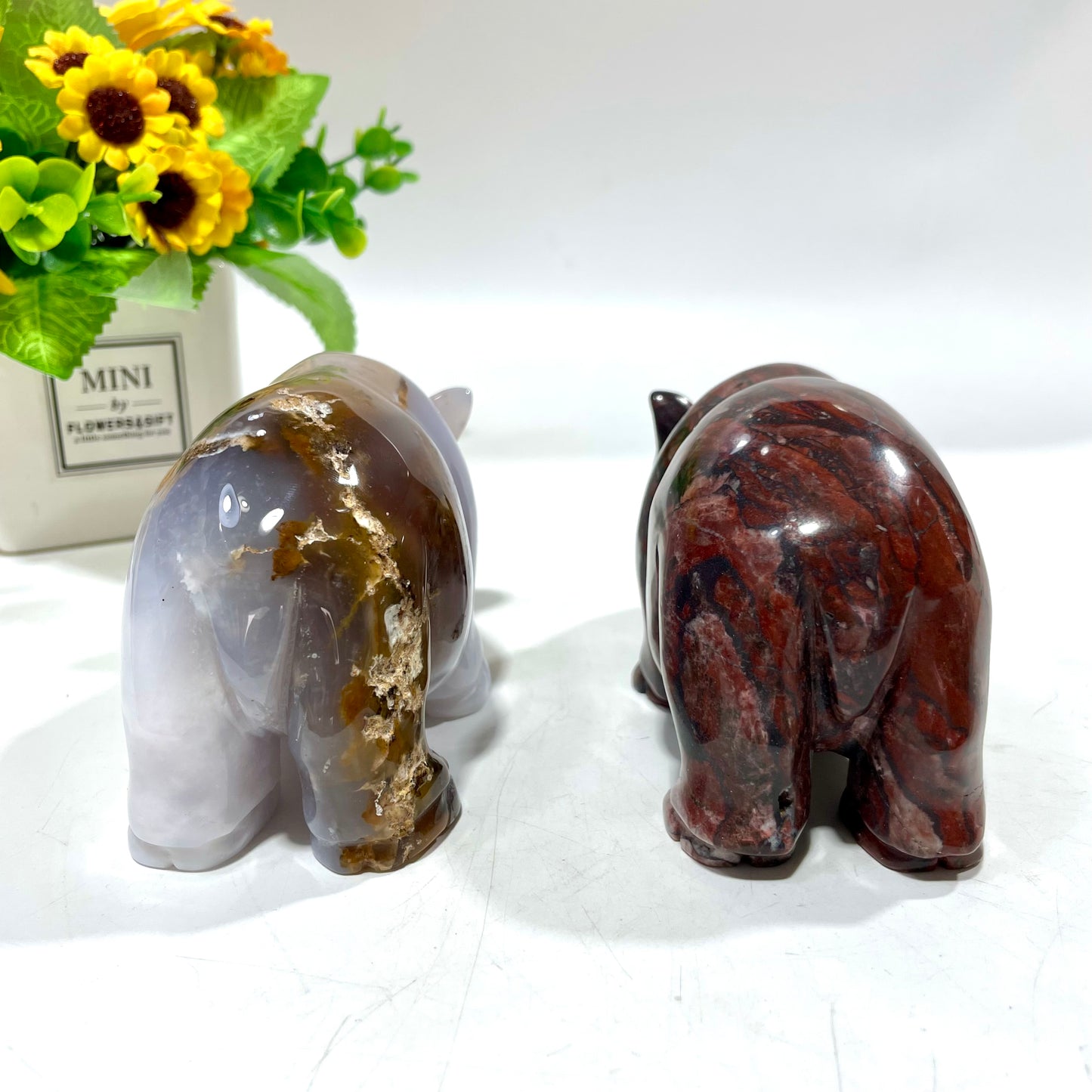 1 Count Anteater Crystal Carving Chalcedony Red Picture Jasper Healing Stones Natural Stone Chakra Balancing Reiki Home Office Decor From IG Crystal