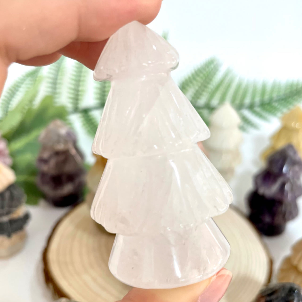 Any 4PCS Different Maerail Christmas Tree Crystals Clear Quartz Yellow Crystal Rose Quartz Amethyst Green Flourite From IG Crystal
