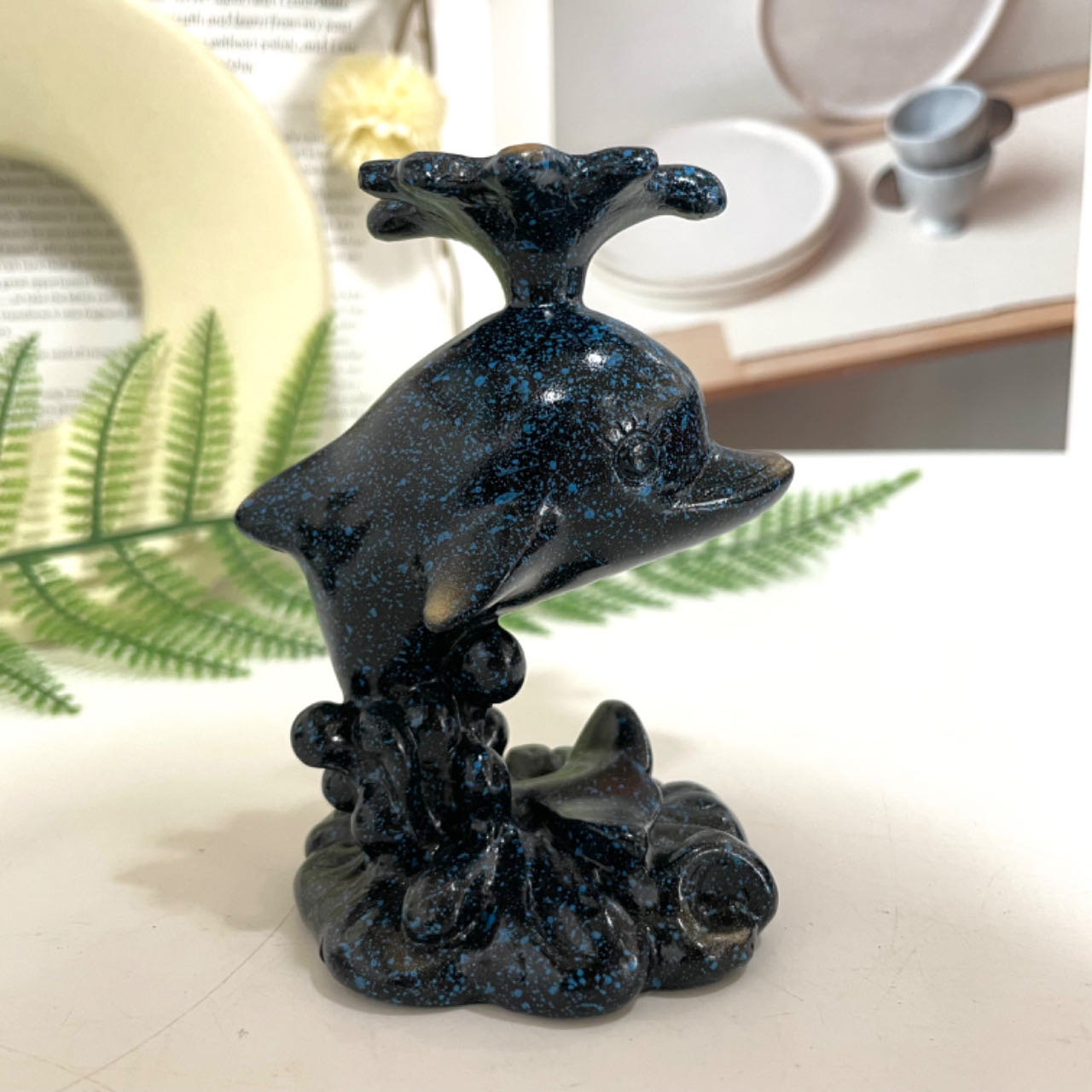 2PCS Dolphin Stand Black Blue Healing Stone Home Decoration For Crystal Ball From IG Crystal