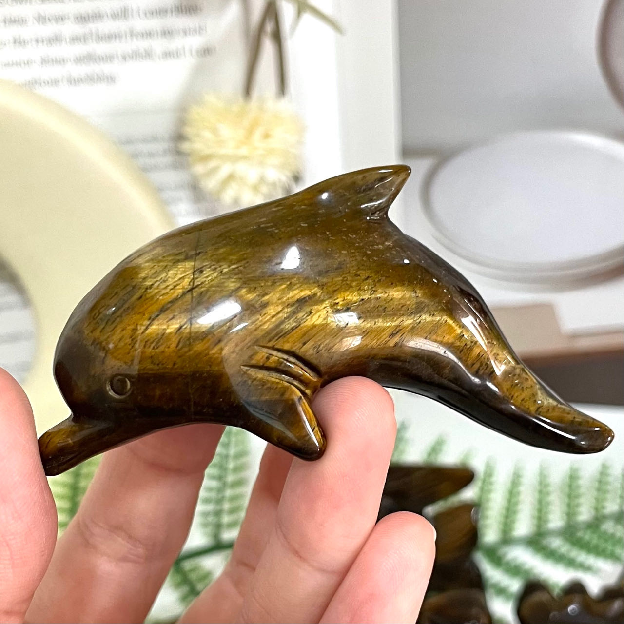 Small Yellow Tiger Eyes Animals Crystal Fish Dolphin Chicken Elephant Dinosaur Wolf Shark Tortoise Healing Stone Home Decoration From IG Crystal