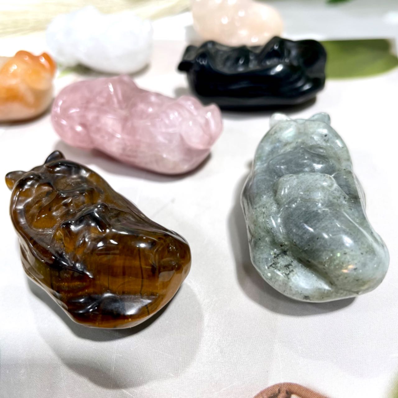 8 Counts Different Material Mermaid Crystal Clear Quartz Rose Quartz Lavakite Red Obsidian Fire Quartz Amethyst Green Aventurine Healing Stone Home Decoration From IG Crystal