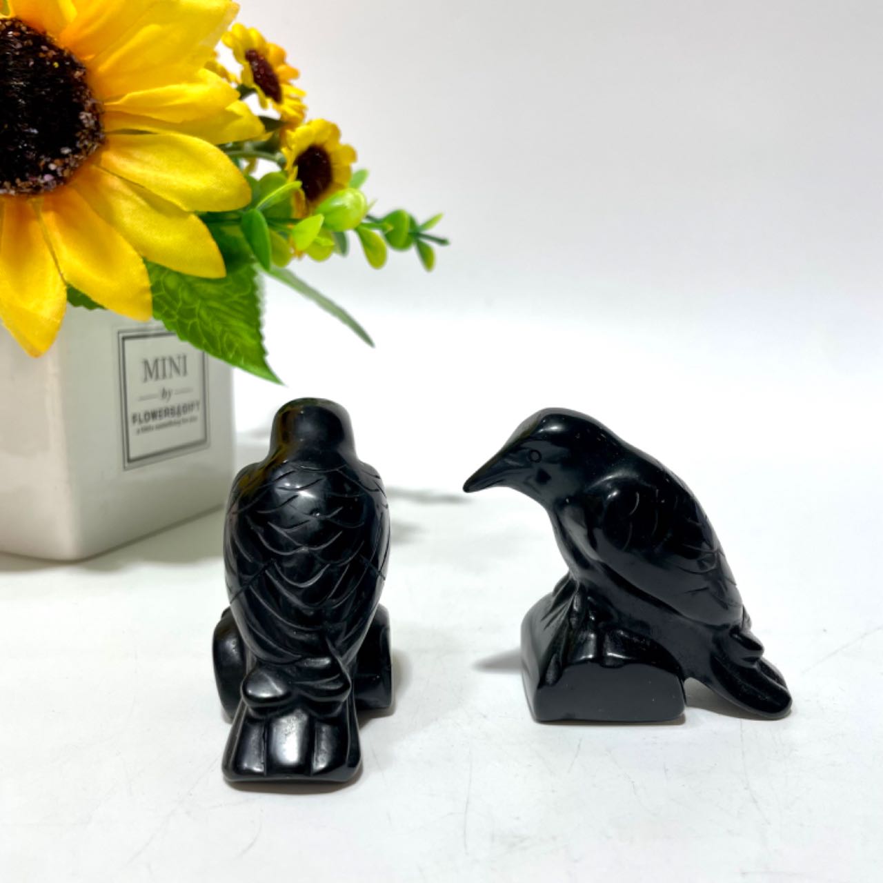 Halloween Various Materials 4CM Gravestone 5CM Black Obsidian Crow 3CM Death Crystal Carvings Set Rose Quartz Clear Quartz Yellow Tiger Eye Amethyst Sodalite Green Aventurine Rohdnite Kiwi Jasper Healing Crystal Home Decoration From IG Crystal