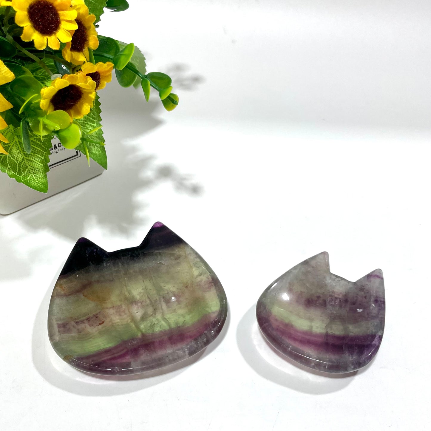 3~4 Counts Fluorite Bowl Heart Cloud Moon Cat Leaf Shape Hand Polished Gem Stone Bowls Natural Raw Crystal Decorative Dish Jewelry Storage Agate Bowl for Meditation Reiki Healing From IG Crystal