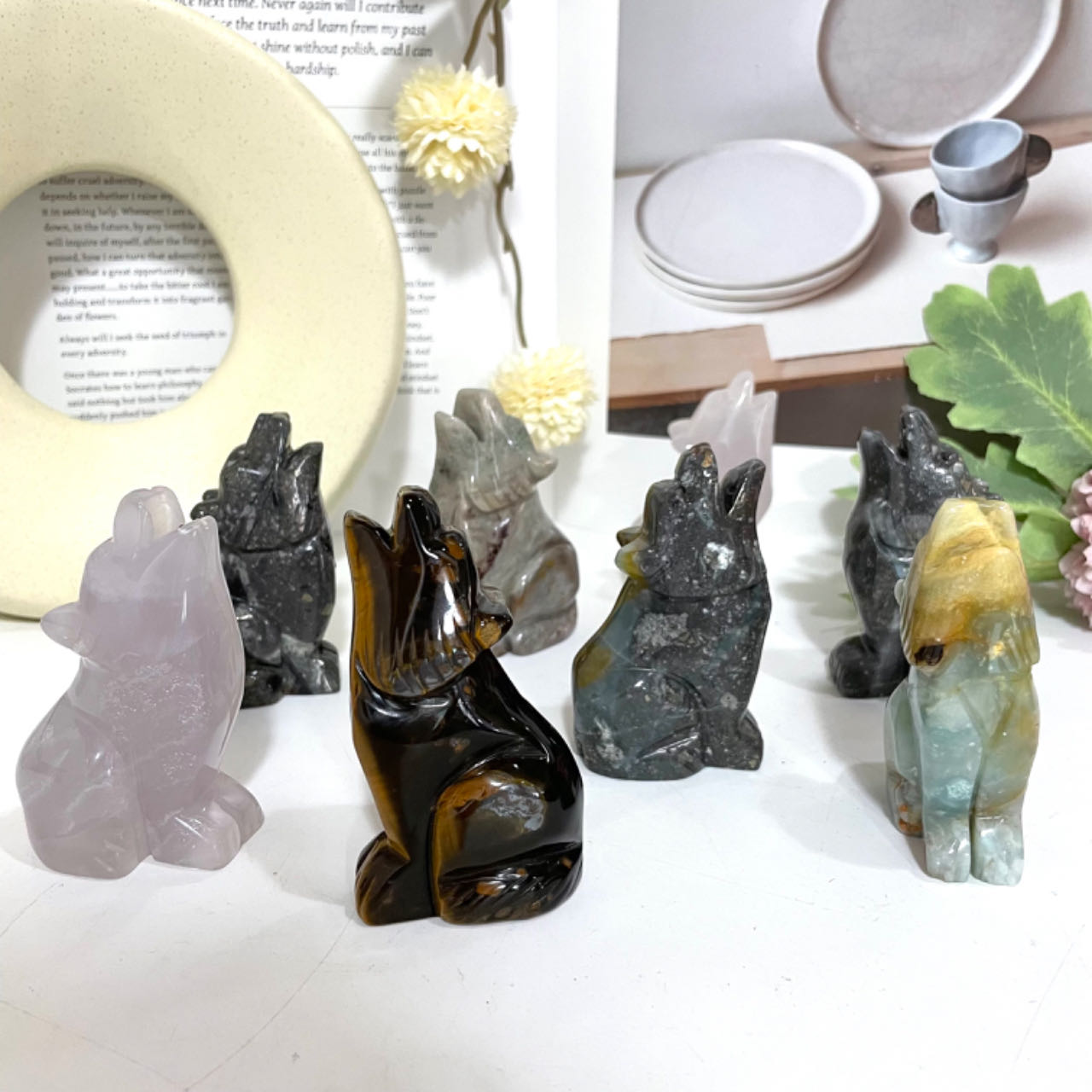 Different Maerail Wolf Crystal Stochastic 2PCS Rose Quartz Clear Quartz Black Obsidian Green Aventurine Kiwi Jasper Carribean Calcit Yellow Tiger Eyes From IG Crystal