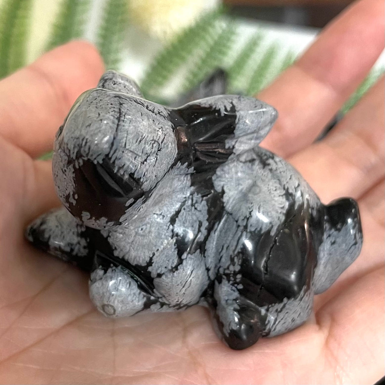 Snow Flake Obsidian Animals Crystal Turtle Dog Rabbit Frog Dolphin Fish Shark Bird Crocodile Owl Seal Healing Stone From IG Crystal