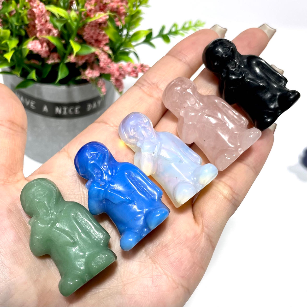 3 Counts Halloween Knife-wielding Ghost Crystal Carving Healing Crystal Gem Reiki Healing Home Decor Crystal Jewelry Shop Pretty Crystals From IG Crystal