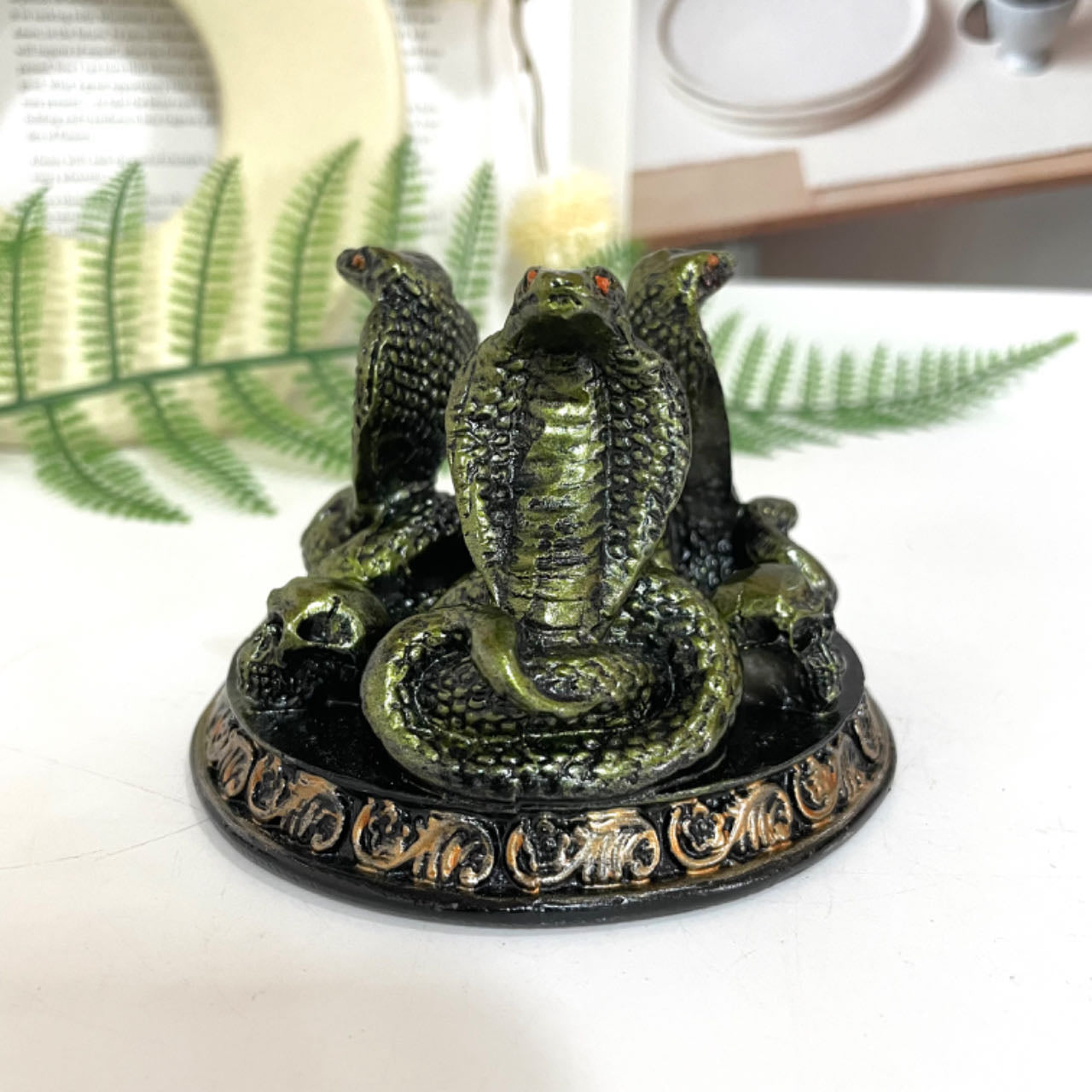 2PCS Snake Stand Green Healing Stone Home Decoration For Crystal Ball From IG Crystal