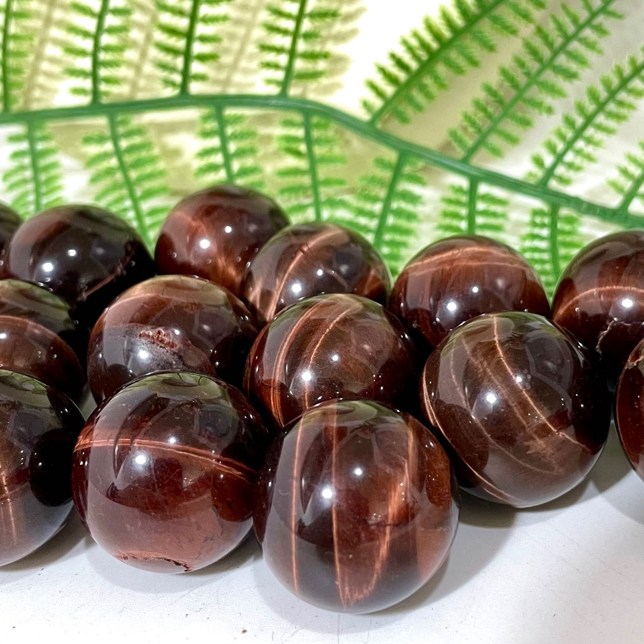 18 Counts 26mm Small Red Tiger Eyes Balls Healing Stone Home Decoration From IG Crystal