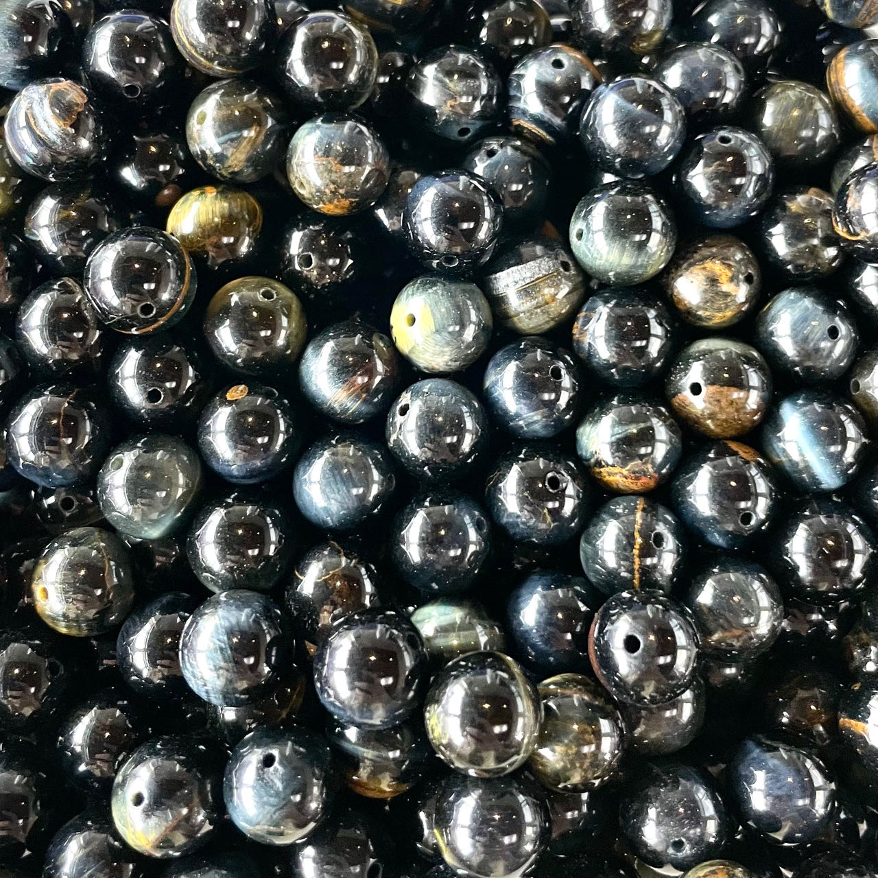 【VIP】8 Spoons Crystal Beads With Spacer Needle DIY Bracelets Moonstone Sunstone Crakle Amethyst Green Garden Quartz Rose Quartz Rainstone Citrine Rainbow Fluorite Copper Rutile Black Flower Agate Black Tiger Eye Black Tourmaline and so on