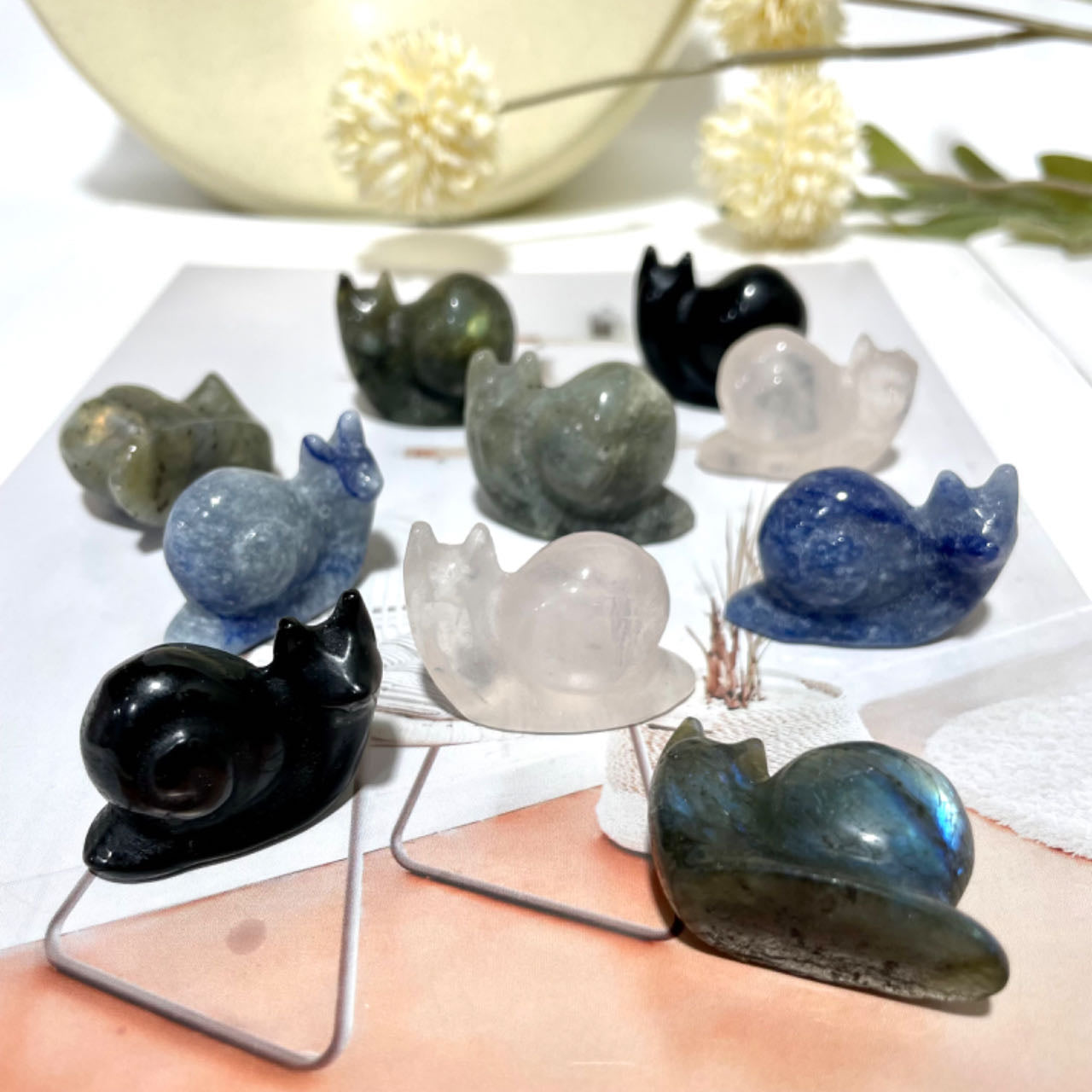 3 Counts Small Snail Crystal Labradorite Clear Quartz Obsidian Sodalite Healing Crystal Home Decoration From IG Crystal