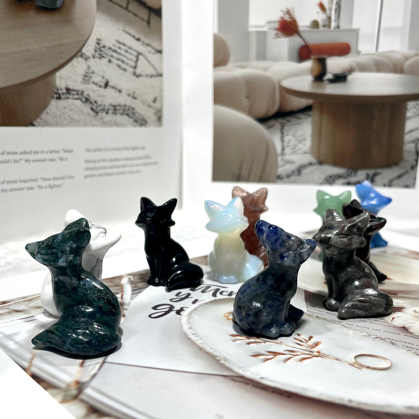 5 Counts Different Materials Fox Crystal Carving Healing Stones Natural Stone Chakra Balancing Reiki Home Office Decor From IG Crystal
