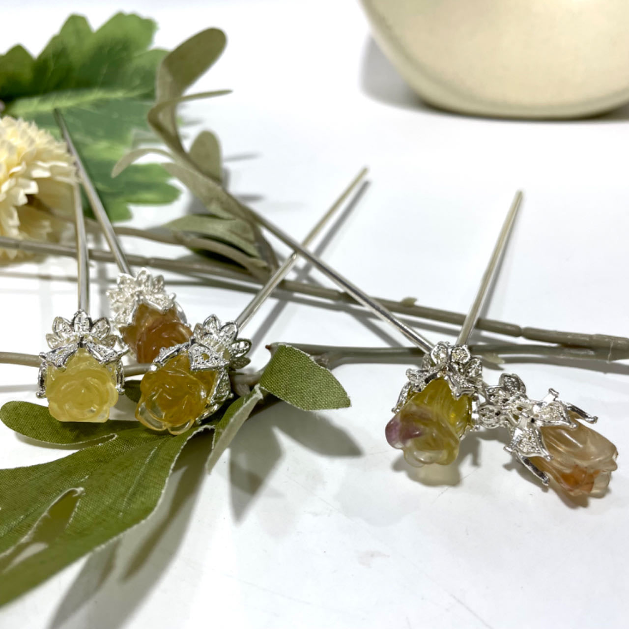 6 Counts 14CM Fluorite Flower Hairpins Silver Metal Hair Sticks Pins Chinese Hanfu Asian Flower Hair Chopsticks Hair Bun Updo Holders Long Hairpins for Women Girls From IG Crystal