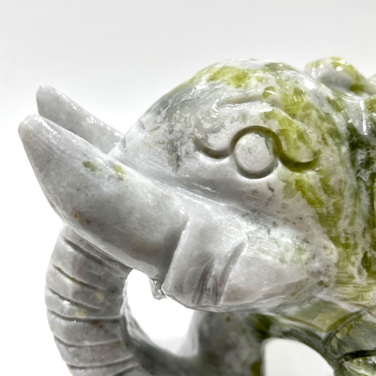 1 Count Big Elephant Jade Healing Crystal Gem Reiki Healing Home Decor Crystal Jewelry Shop Pretty Crystals From IG Crystal