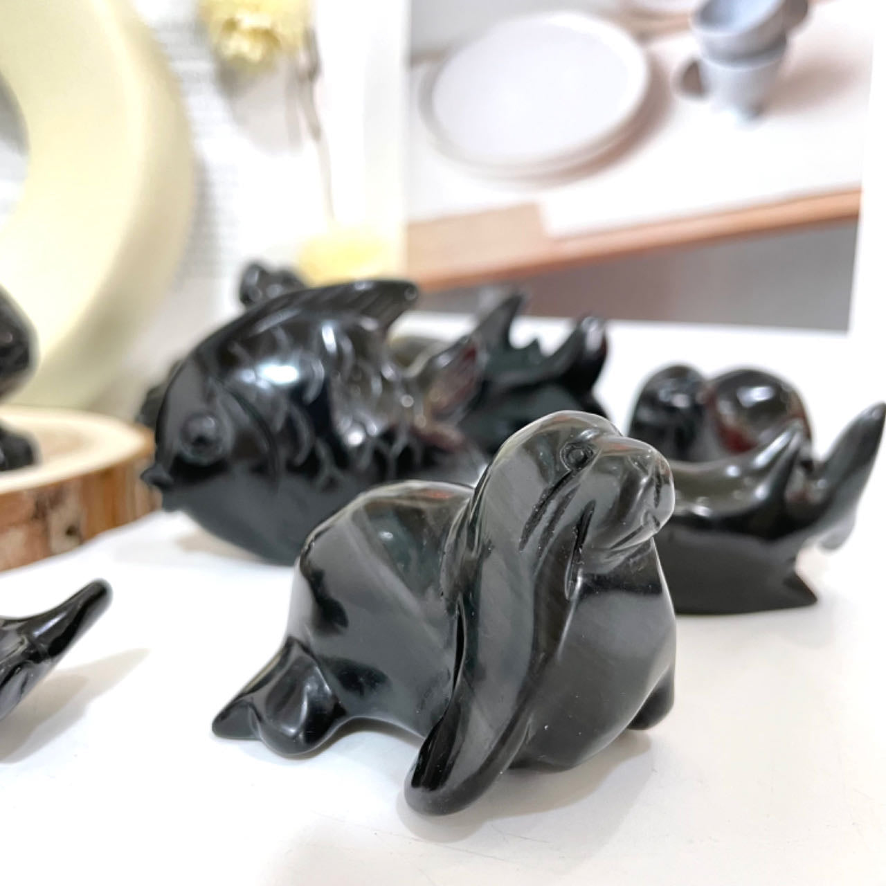 Obsidian Animals Crystal Dolphin Fish Shark Seal Frog Owl Bird Dog Healing Stone Home Decoration From IG Crystal