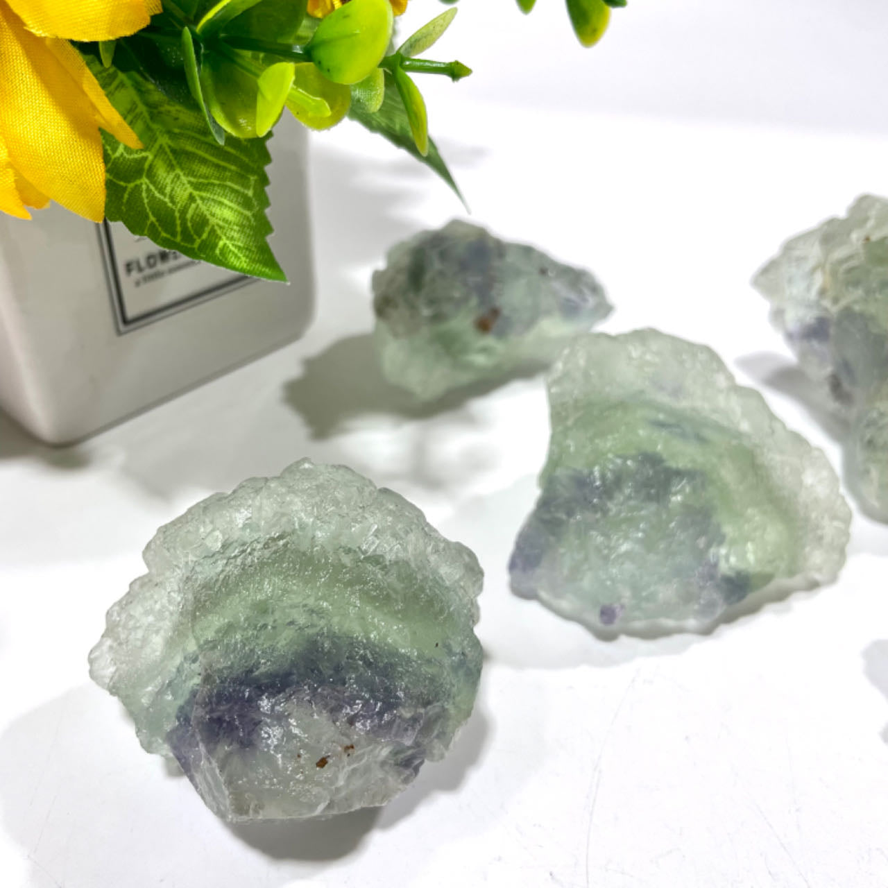 Green Fluorite Crystal Stone for Tumbling Cabbing Decoration Polishing Quartz Ore Crystals Stone Ornaments Home Decor Gift From IG Crystal