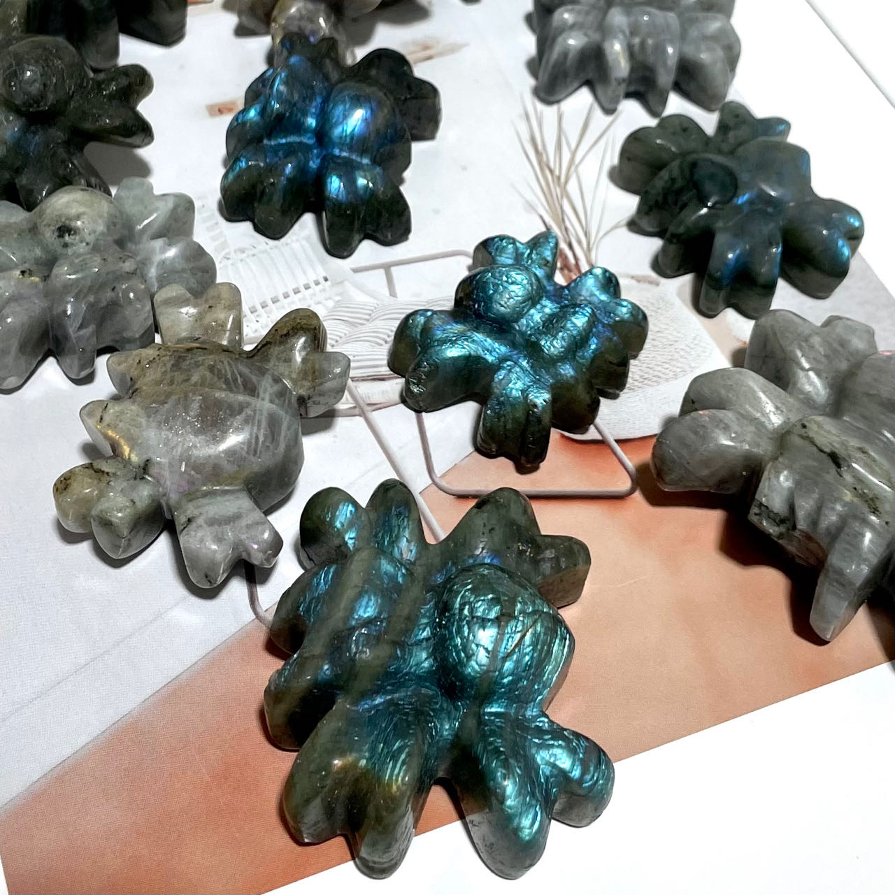 Labradorite Spider Crystal Healing Crystal Home Decoration From IG Crystal