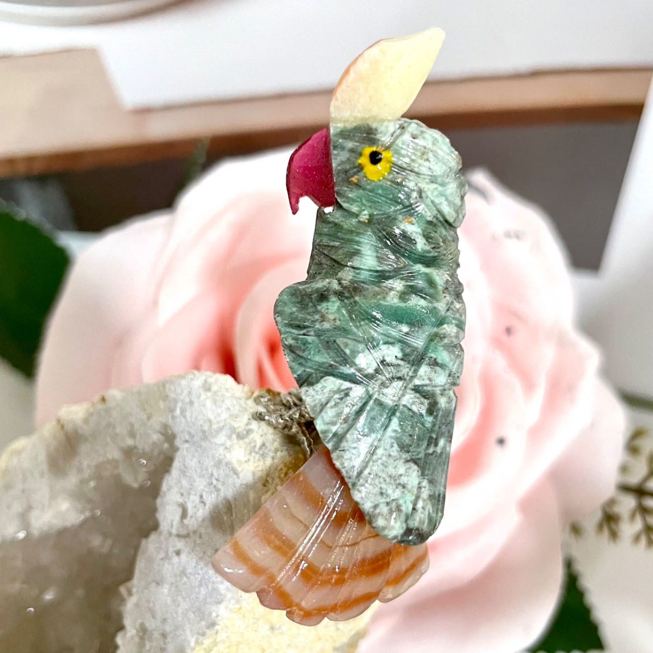 Different Maerail Crystal Bird Statue Clear Quartz Rose Quartz Druzy Green Fluorite Malachite Sodalite From IG Crystal