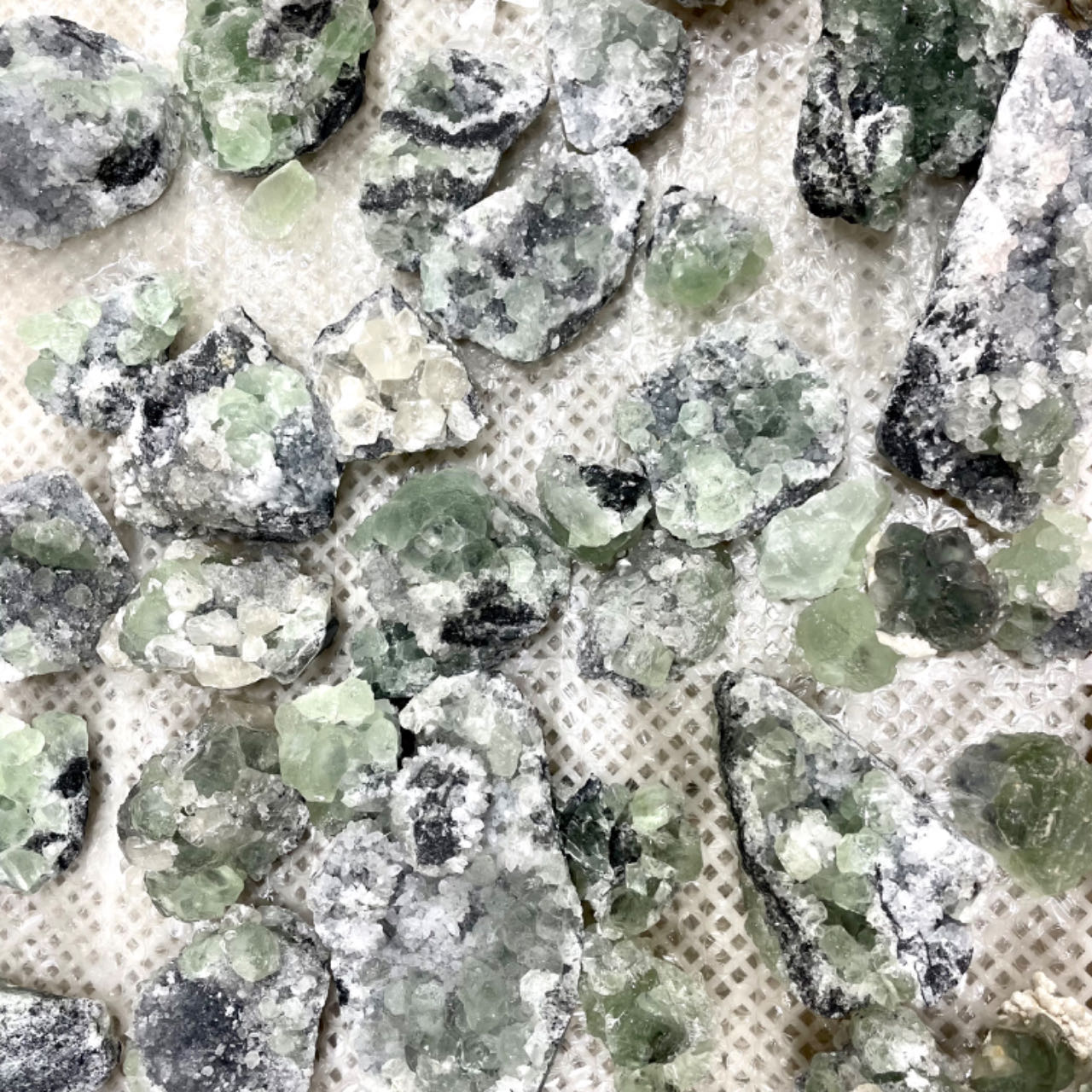 Fluorite Cluster Geode Healing Crystal Gem Reiki Healing Home Decor Crystal Jewelry Shop Pretty Crystals From IG Crystal