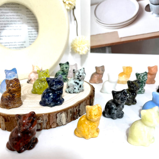 Different Material 3CM Height Small Cat Crystal 10 Counts Rose Quartz Clear Quartz Yellow Tiger Eye Amethyst Sodalite Green Aventurine Rohdnite Kiwi Jasper Healing Crystal Home Decoration From IG Crystal