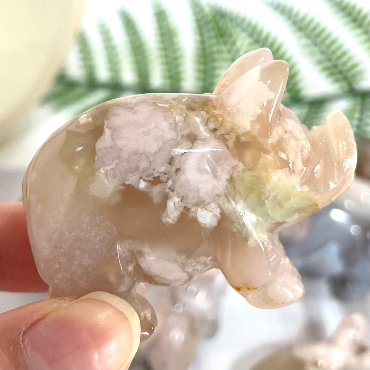 2 Counts Flower Agate Pig Crystal Healing Crystal Home Decoration From IG Crystal
