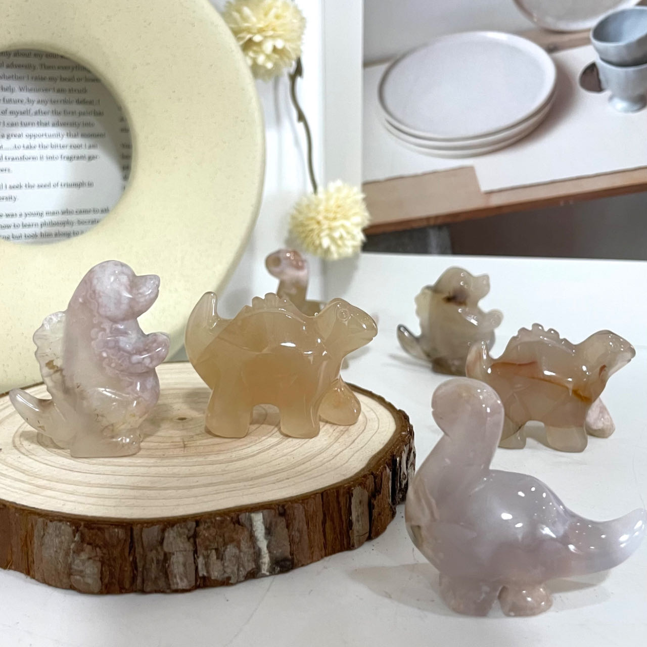 2PCS Small Dinosaur Crystal Pink Flower Agate Healing Crystal Home Decoration From IG Crystal