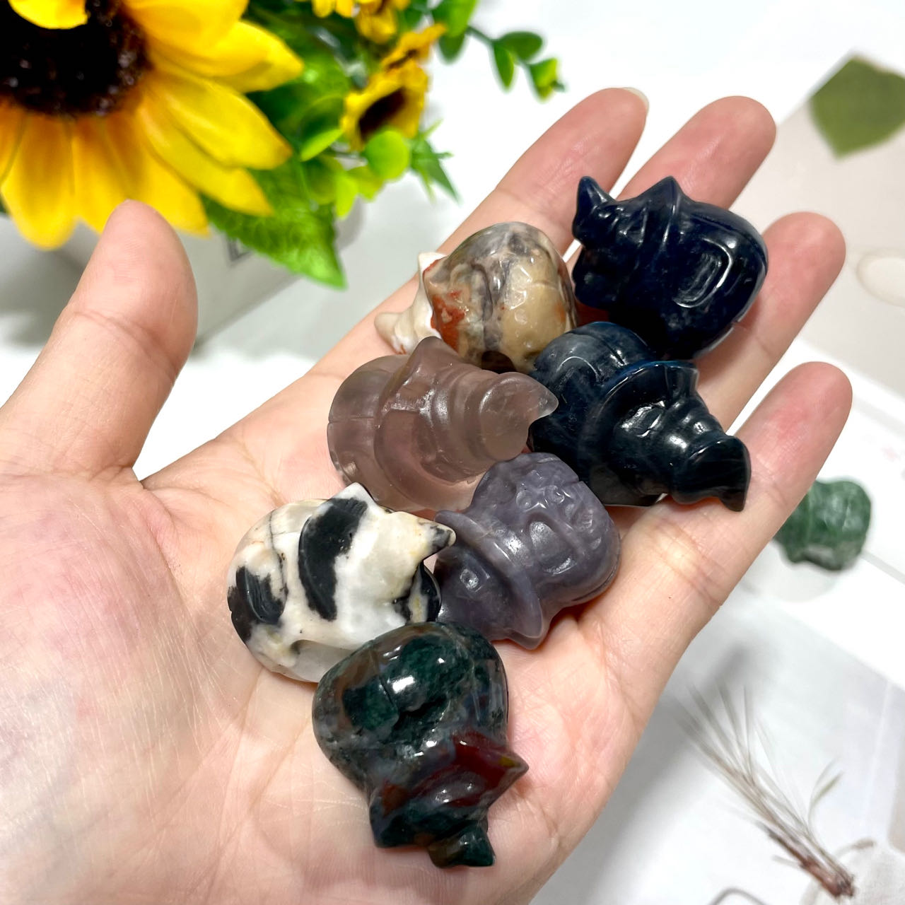 5 Counts Halloween Pumpkin Crystal Carving Healing Crystal Gem Reiki Healing Home Decor Crystal Jewelry Shop Pretty Crystals From IG Crystal