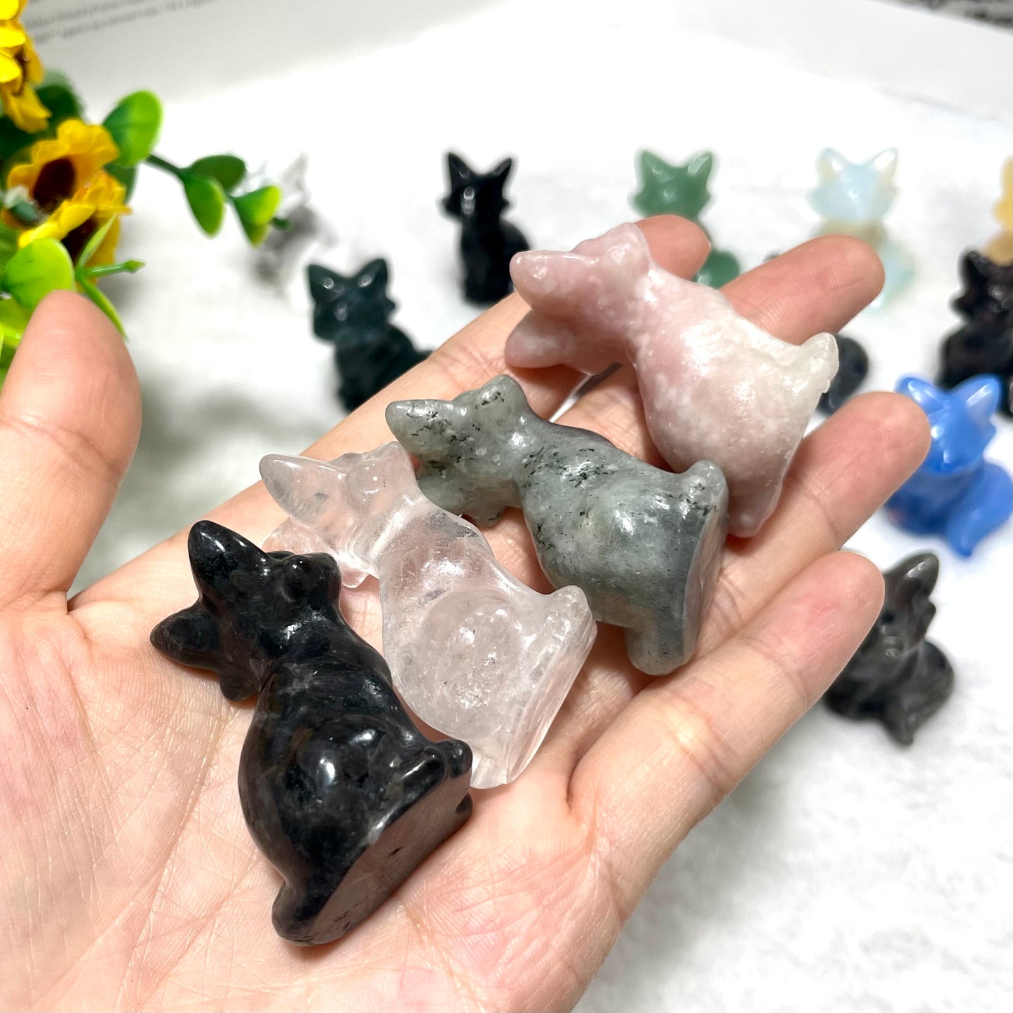 5 Counts Different Materials Fox Crystal Carving Healing Stones Natural Stone Chakra Balancing Reiki Home Office Decor From IG Crystal