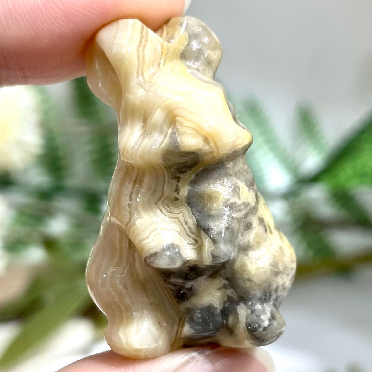 10 Counts Different Material Rabbit Crystal Clear Quartz Rose Quartz Lavakite Red Obsidian Fire Quartz Amethyst Green Aventurine Healing Stone Home Decoration From IG Crystal