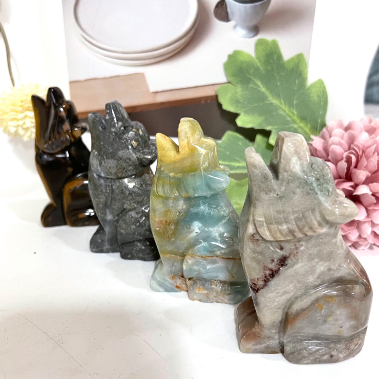 Different Maerail Wolf Crystal Stochastic 2PCS Rose Quartz Clear Quartz Black Obsidian Green Aventurine Kiwi Jasper Carribean Calcit Yellow Tiger Eyes From IG Crystal