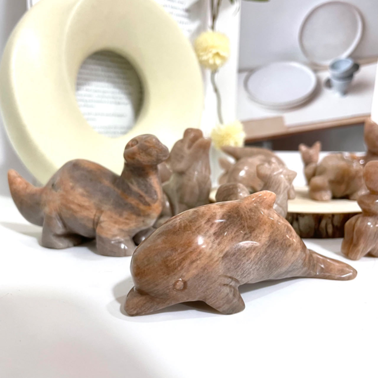 Peach Moonstone Animals Crystal Frog Wolf Flower Fairy Dog Fish Chicken Dinosaur Seal Bear Cat Dolphin Healing Stone Home Decoration From IG Crystal