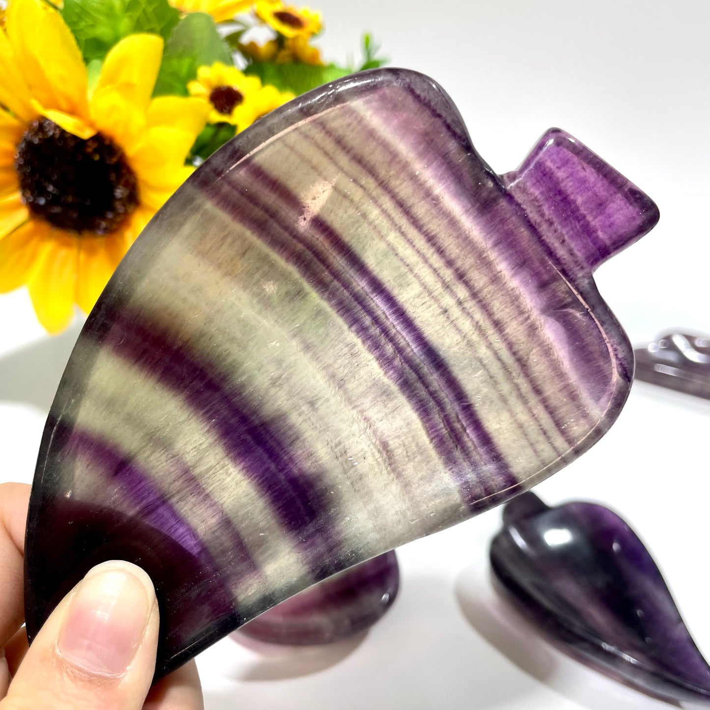 3~4 Counts Fluorite Bowl Heart Cloud Moon Cat Leaf Shape Hand Polished Gem Stone Bowls Natural Raw Crystal Decorative Dish Jewelry Storage Agate Bowl for Meditation Reiki Healing From IG Crystal