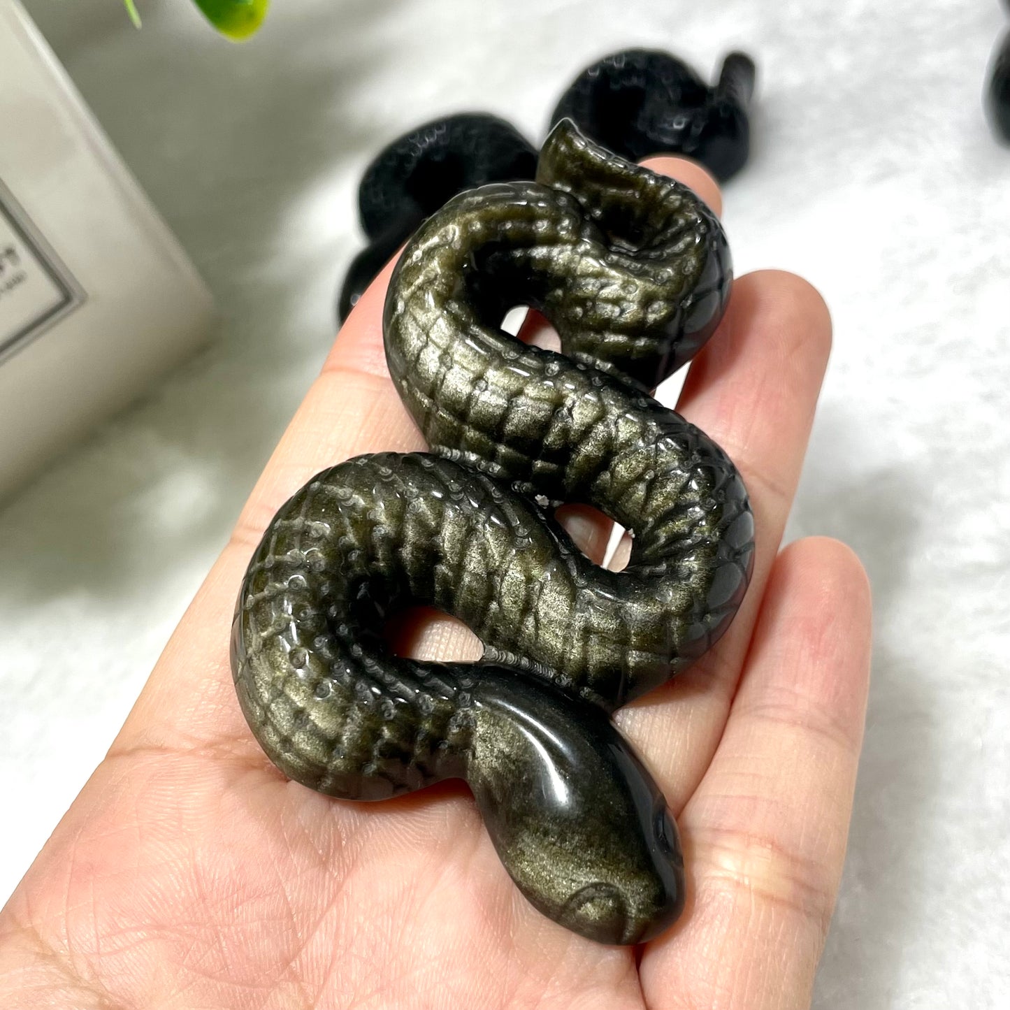 3 Counts Golden Obsidian Snake Crystal Carving Healing Stones Natural Stone Chakra Balancing Reiki Home Office Decor From IG Crystal