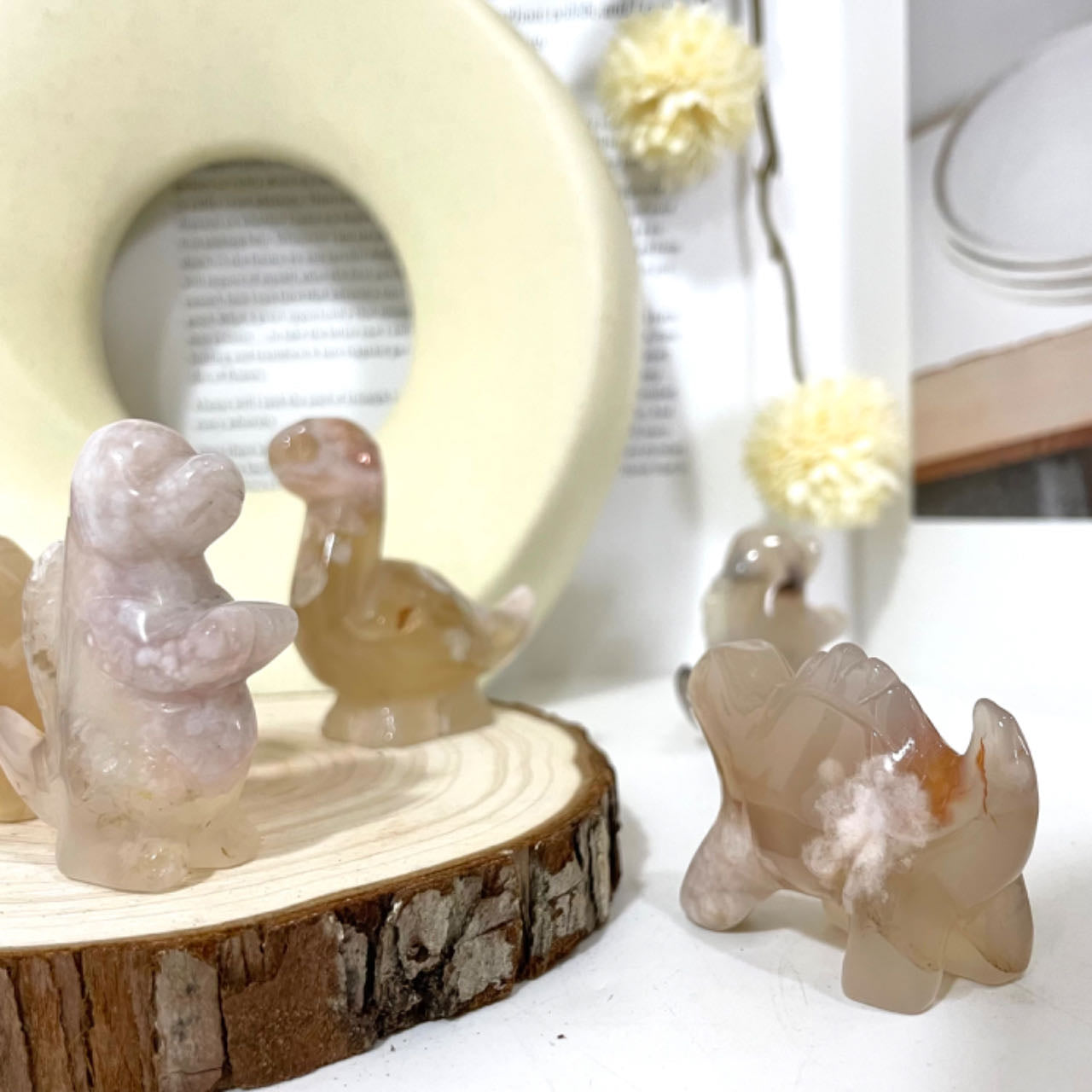 2PCS Small Dinosaur Crystal Pink Flower Agate Healing Crystal Home Decoration From IG Crystal