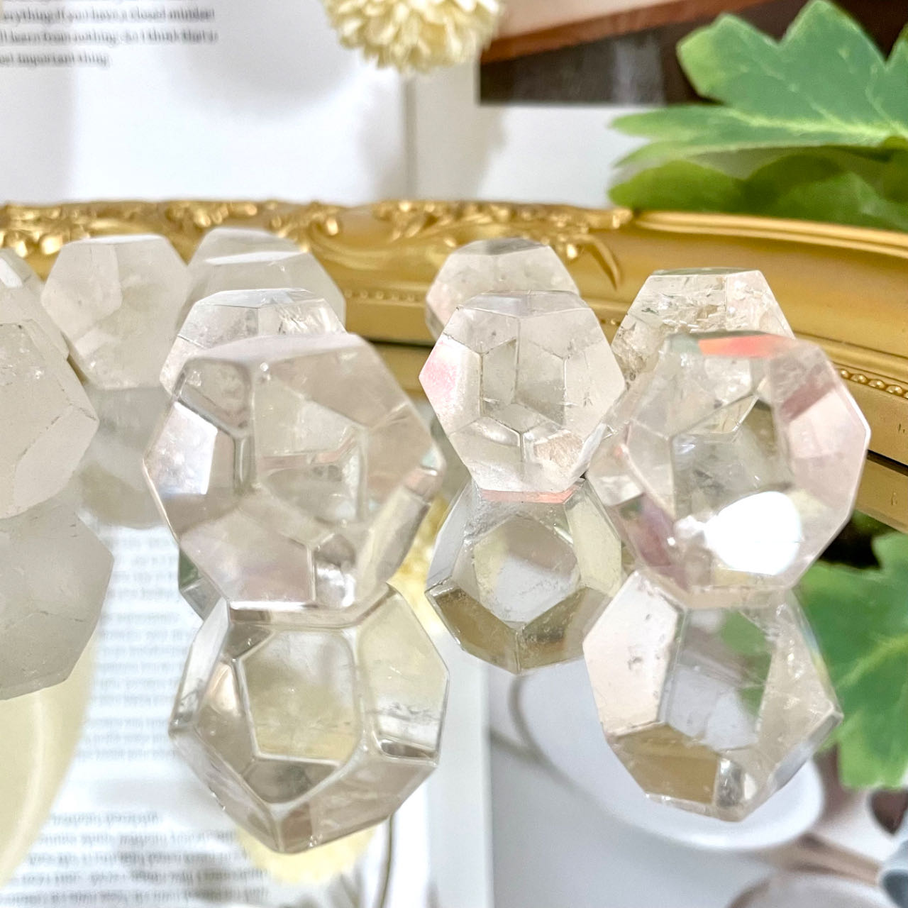 Clear Quartz 12 Faceted Healing Stone From IG Crystal