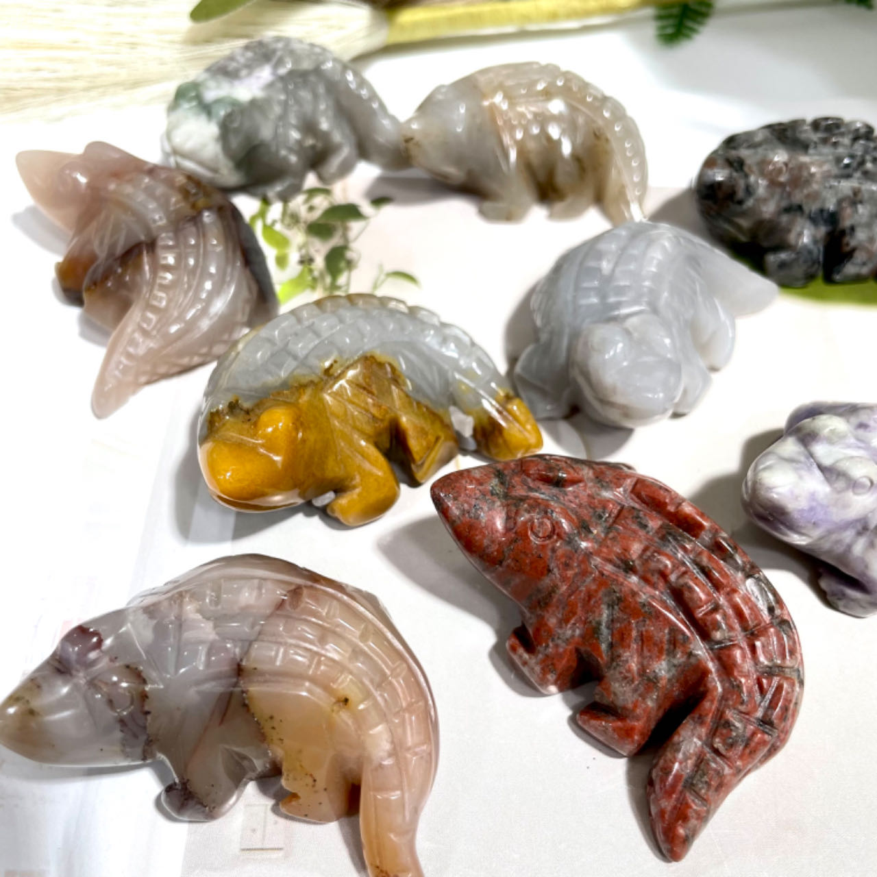 3 Counts Different Material Crocodile Crystal 5CM Amethyst Lavakite Red Obsidian Fire Quartz Healing Stone Home Decoration From IG Crystal