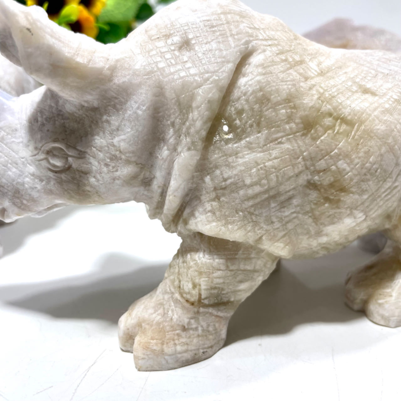 1 Count Big Rhinoceros White Agate Jade Crystal Healing Crystal Gem Reiki Healing Home Decor Crystal Jewelry Shop Pretty Crystals From IG Crystal