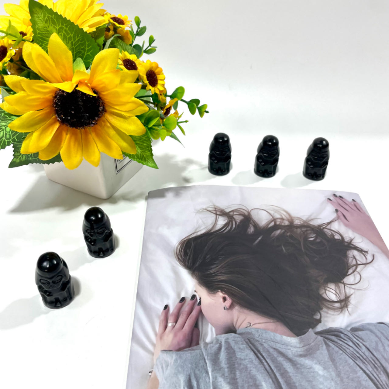 5 Counts Black Obsidian Knight Crystal Carving Healing Crystal Gem Reiki Healing Home Decor Crystal Jewelry Shop Pretty Crystals From IG Crystal