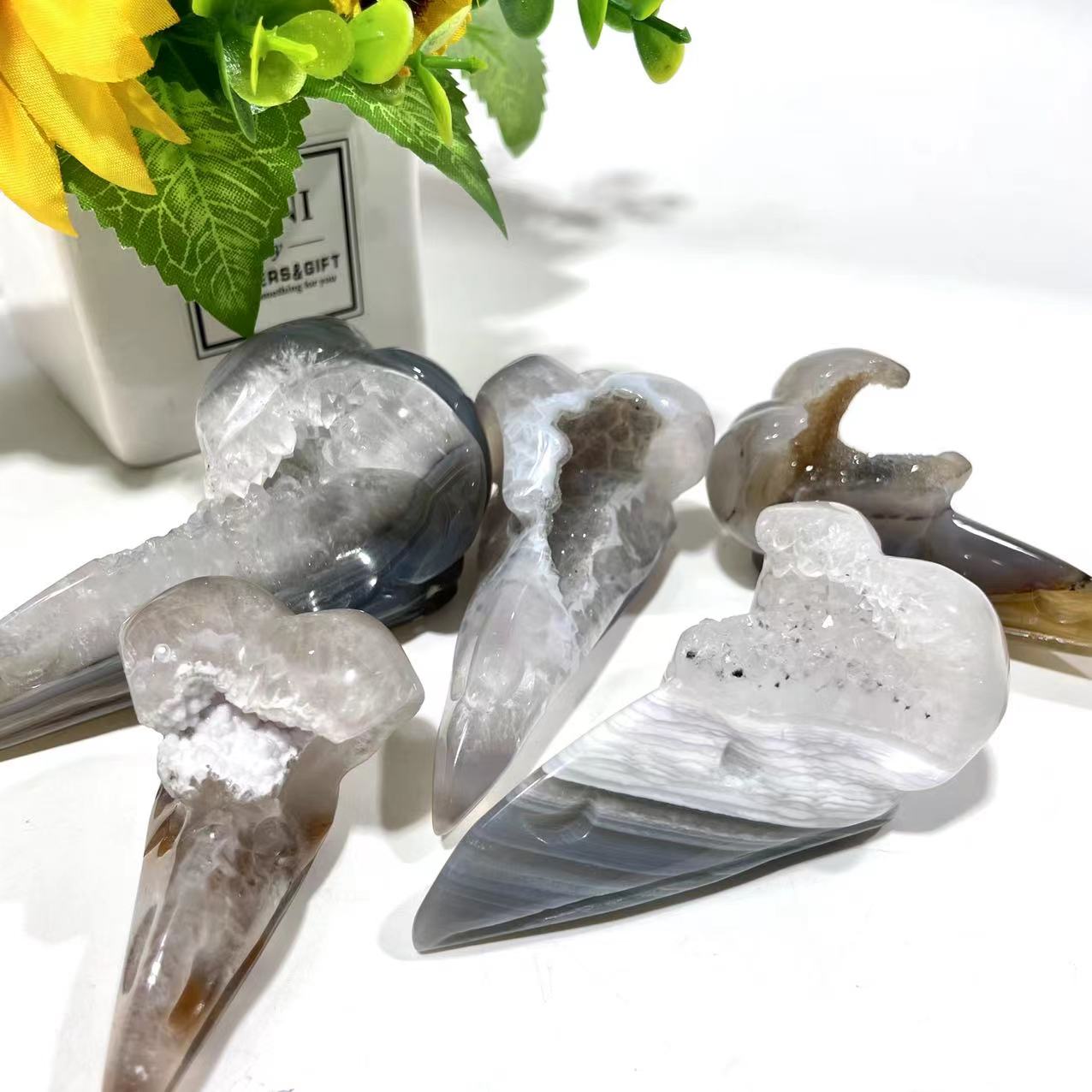 3 Counts Crow's Head Geode Crystal Carvings Natural Stone Gem Mining Chakra Balancing Reiki Healing Crystal Mystery Crystal Display Crystal Shopping Online Home Office Decor From IG Crystal