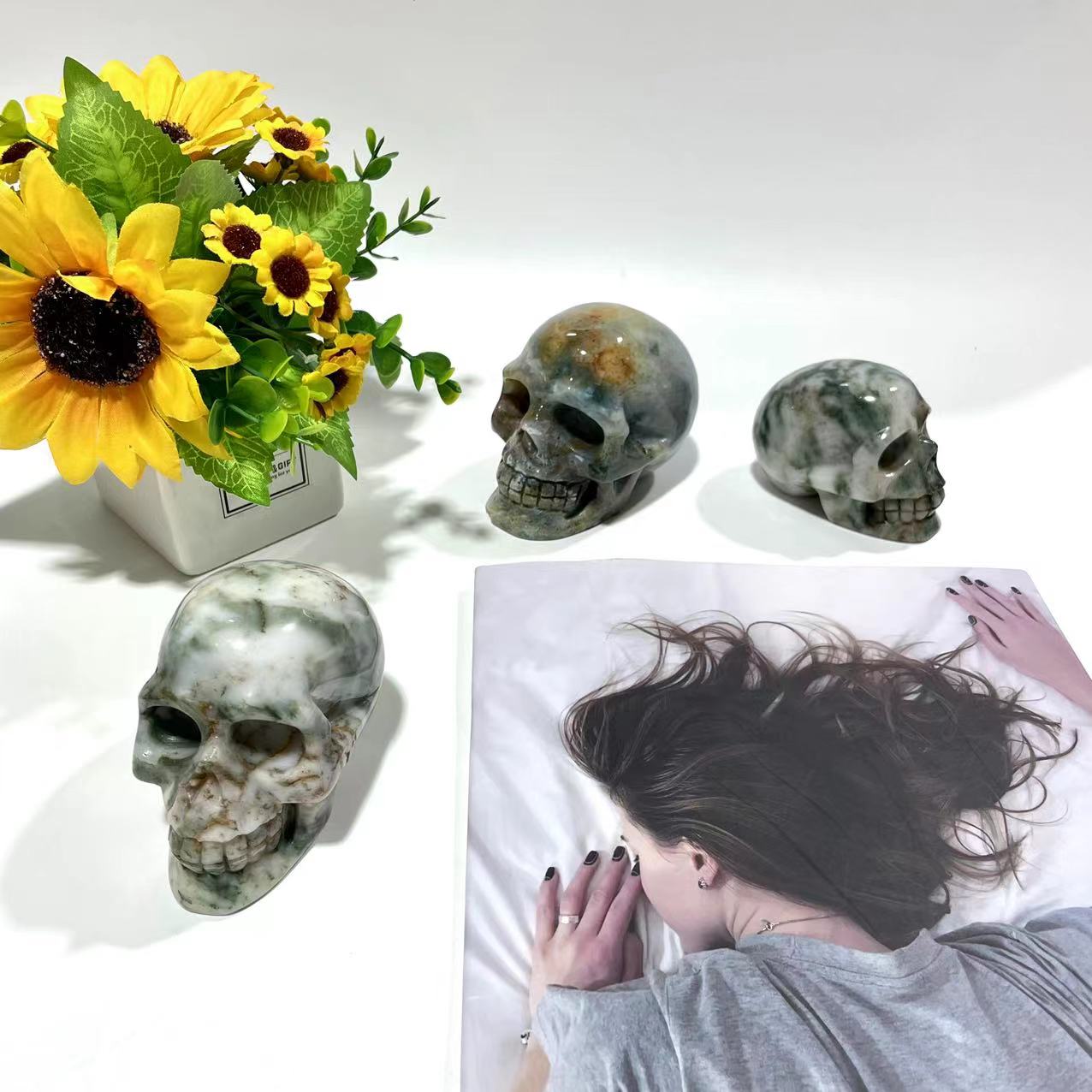 1 Count Moss Agate Skull Crystal Carving Natural Stone Gem Mining Chakra Balancing Reiki Healing Crystal Mystery Crystal Display Crystal Shopping Online Home Office Decor From IG Crystal